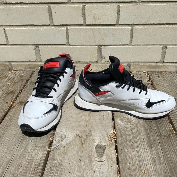 Women’s Reebok running shoes - Picture 3 of 15